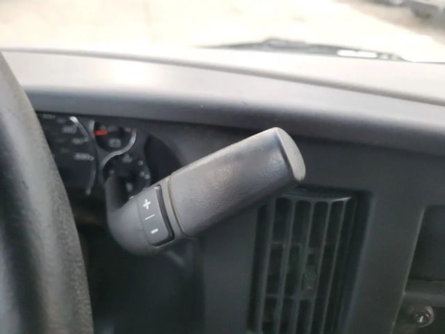 2016 Chevrolet Express 2500 Cargo Van 3D - 22940762 - 22