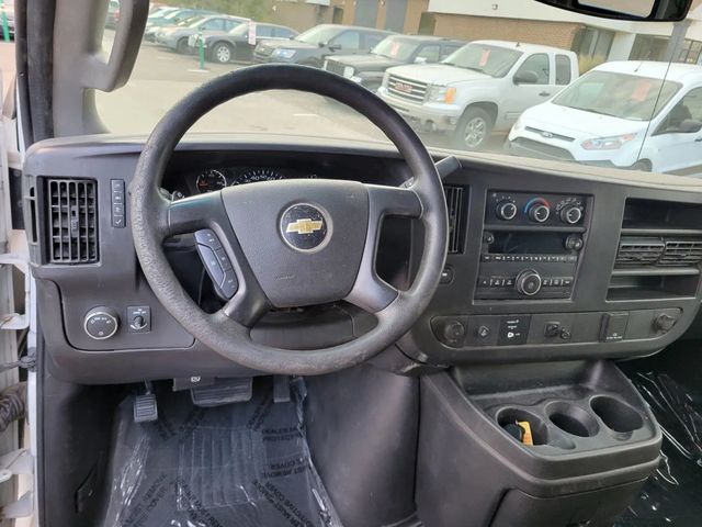 2016 Chevrolet Express 2500 Cargo Van 3D - 22940762 - 3