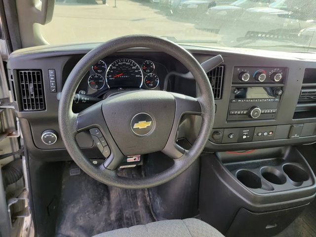 2016 Chevrolet Express 3500 Passenger LS Extended Van 3D - 23031807 - 3