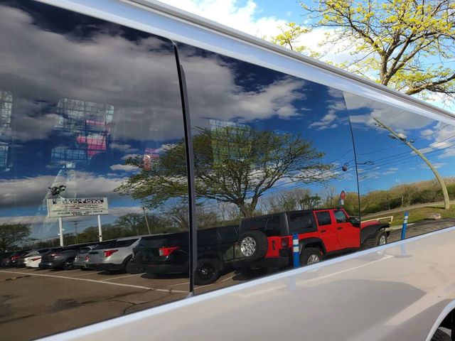2016 Chevrolet Express 3500 Passenger LS Extended Van 3D - 23031807 - 6
