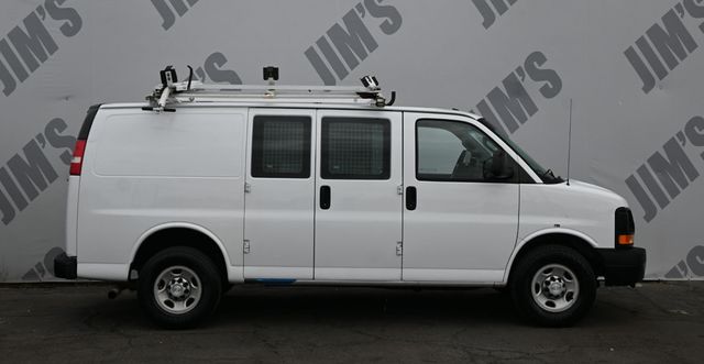 2016 Chevrolet Express Cargo Van 2500 - 23082556 - 2