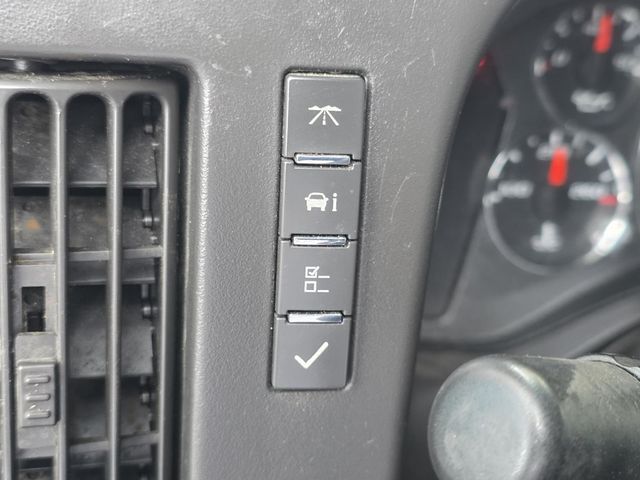 2016 Chevrolet Express Cargo Van RWD 2500 135" - 23041887 - 17