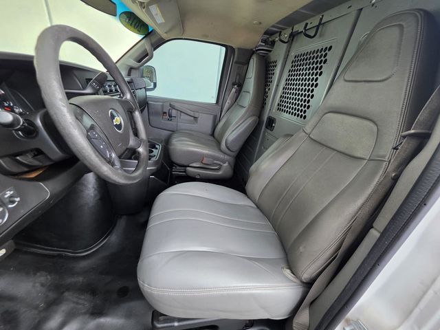 2016 Chevrolet Express Cargo Van RWD 2500 135" - 23041887 - 6
