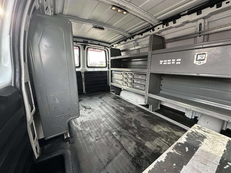 2016 Chevrolet Express Cargo Van RWD 2500 135" - 23001194 - 26