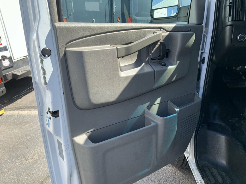 2016 Chevrolet Express Cargo Van RWD 2500 135" 1-Owner - 23069095 - 27