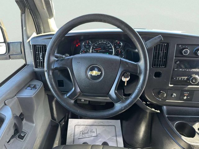 2016 Chevrolet Express Cargo Van RWD 2500 155" - 22989542 - 19