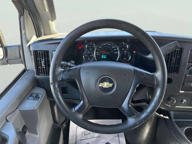 2016 Chevrolet Express Cargo Van RWD 2500 155" - 22989542 - 21