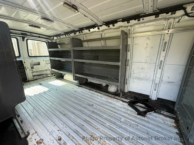 2016 Chevrolet Express Cargo Van RWD 3500 155" - 23049804 - 17