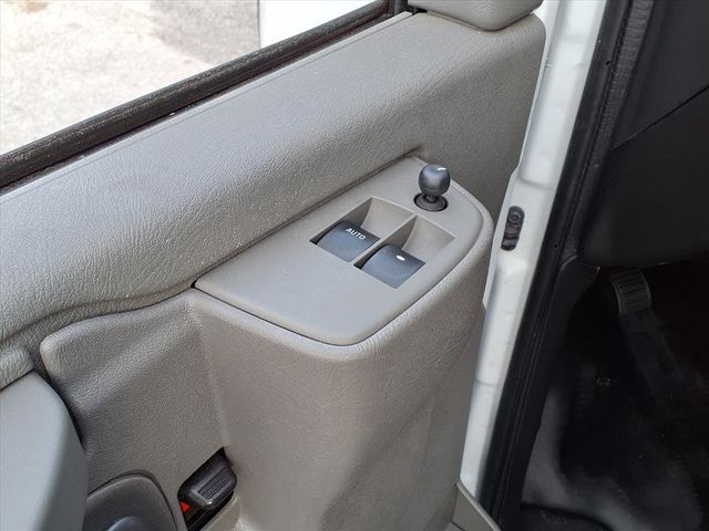 2016 Chevrolet Express Commercial Cutaway 3500 Van 139" - 22950730 - 15