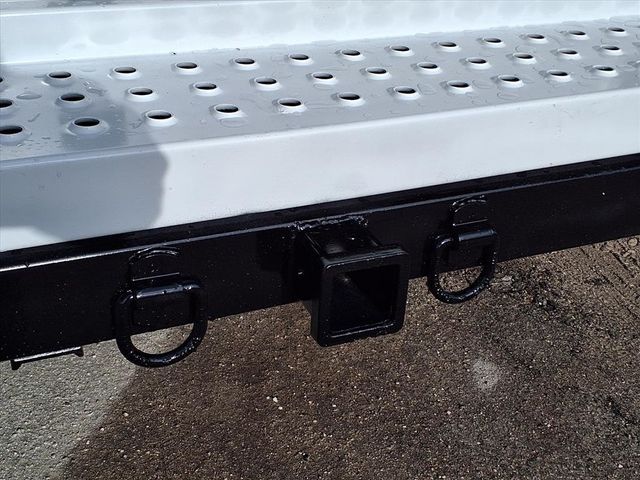 2016 Chevrolet Express Commercial Cutaway 3500 Van 139" - 22950730 - 21