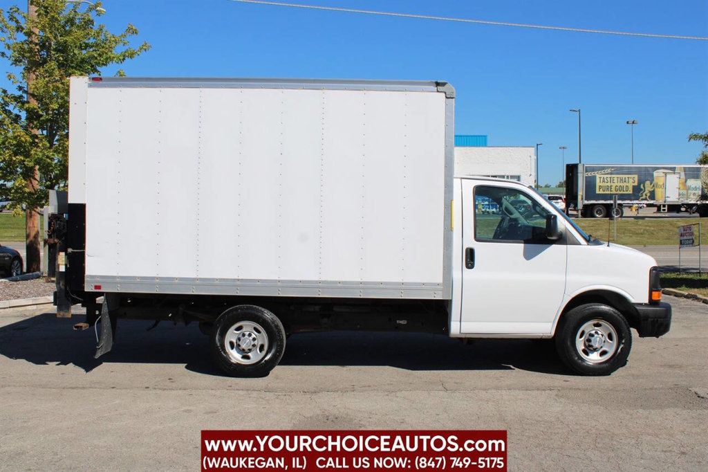 2016 Chevrolet Express Commercial Cutaway 3500 Van 139" - 22583766 - 5