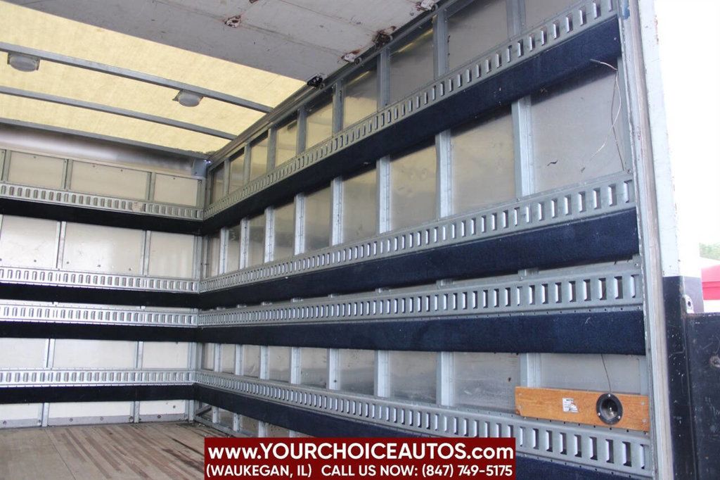 2016 Chevrolet Express Commercial Cutaway 3500 Van 139" - 22986763 - 18