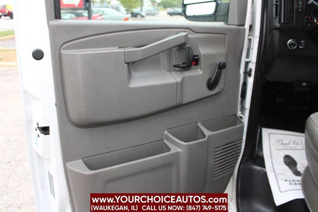 2016 Chevrolet Express Commercial Cutaway 3500 Van 139" - 22986763 - 22