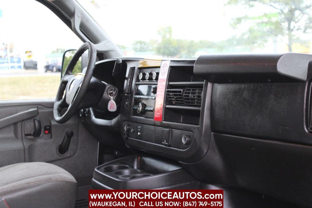 2016 Chevrolet Express Commercial Cutaway 3500 Van 139" - 22986763 - 27