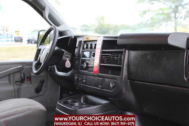 2016 Chevrolet Express Commercial Cutaway 3500 Van 139" - 22986763 - 27