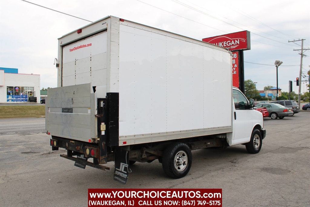 2016 Chevrolet Express Commercial Cutaway 3500 Van 139" - 22986763 - 4