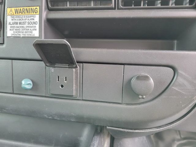2016 Chevrolet Express Commercial Cutaway Cutaway Van 2D - 23028671 - 20