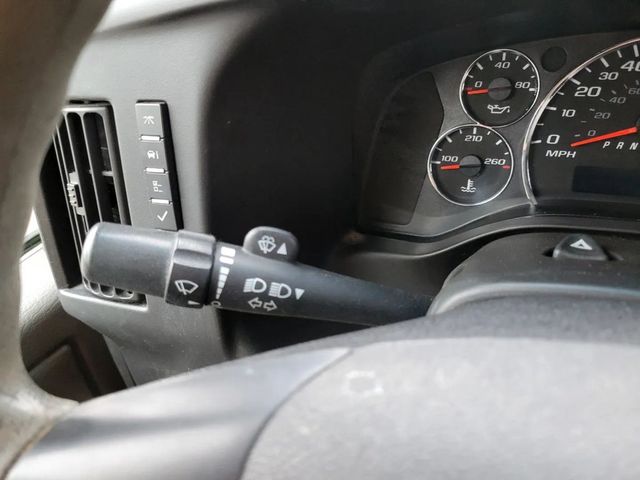 2016 Chevrolet Express Commercial Cutaway Cutaway Van 2D - 23028671 - 21