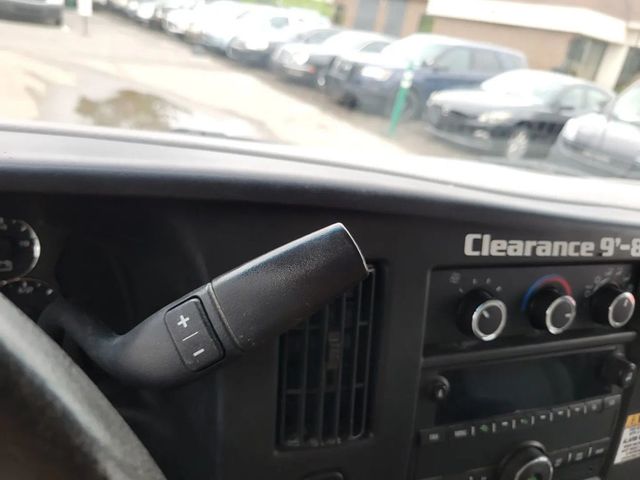 2016 Chevrolet Express Commercial Cutaway Cutaway Van 2D - 23028671 - 22