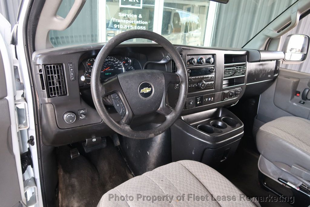 2016 Chevrolet Express Passenger Express 3500 15 Passnger Van LT - 23083001 - 9