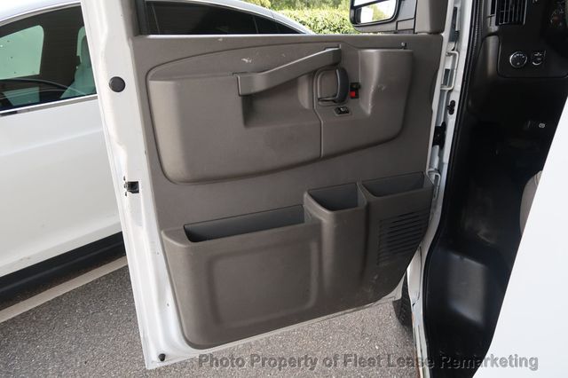 2016 Chevrolet Express Passenger Express 3500 15 Passnger Van LT - 23083001 - 12