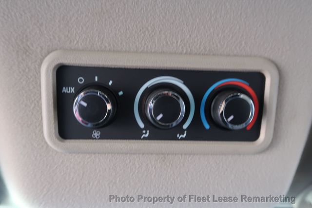 2016 Chevrolet Express Passenger Express 3500 15 Passnger Van LT - 23083001 - 20