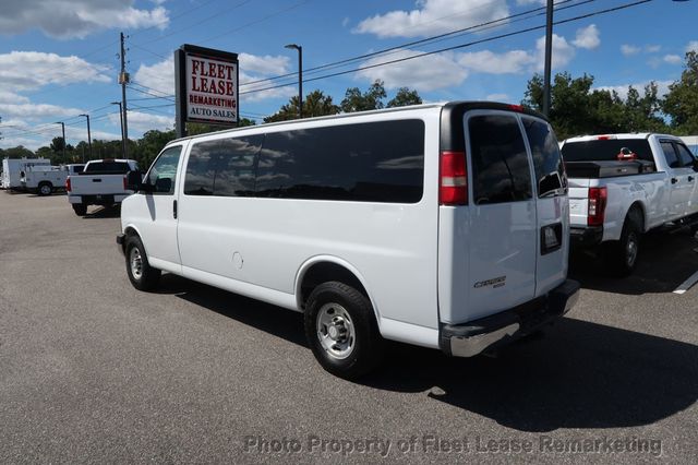 2016 Chevrolet Express Passenger Express 3500 15 Passnger Van LT - 23083001 - 2