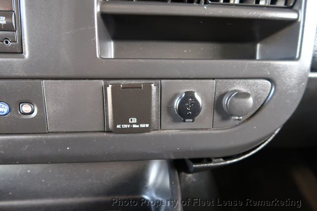 2016 Chevrolet Express Passenger Express 3500 15 Passnger Van LT - 23083001 - 29