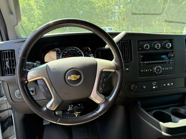 2016 Chevrolet Express Passenger ONE OWNER - 15 PASSENGER - 23051033 - 21