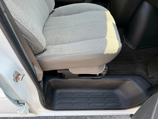 2016 Chevrolet Express Passenger ONE OWNER - 15 PASSENGER - 23051033 - 32