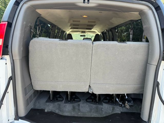 2016 Chevrolet Express Passenger ONE OWNER - 15 PASSENGER - 23051033 - 51