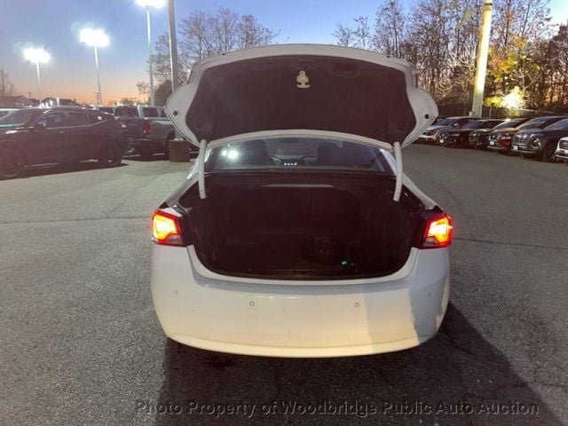 2016 Chevrolet Impala 4dr Sedan LT w/1LT - 22948649 - 10