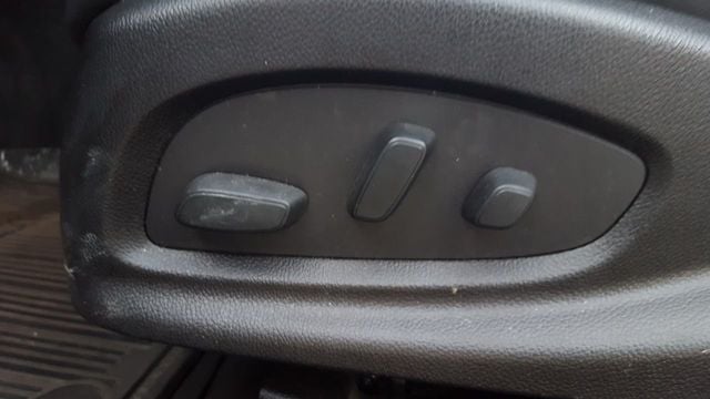 2016 Chevrolet Impala LT - 18505624 - 16