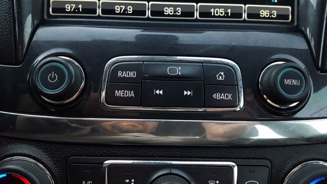 2016 Chevrolet Impala LT - 18505624 - 22