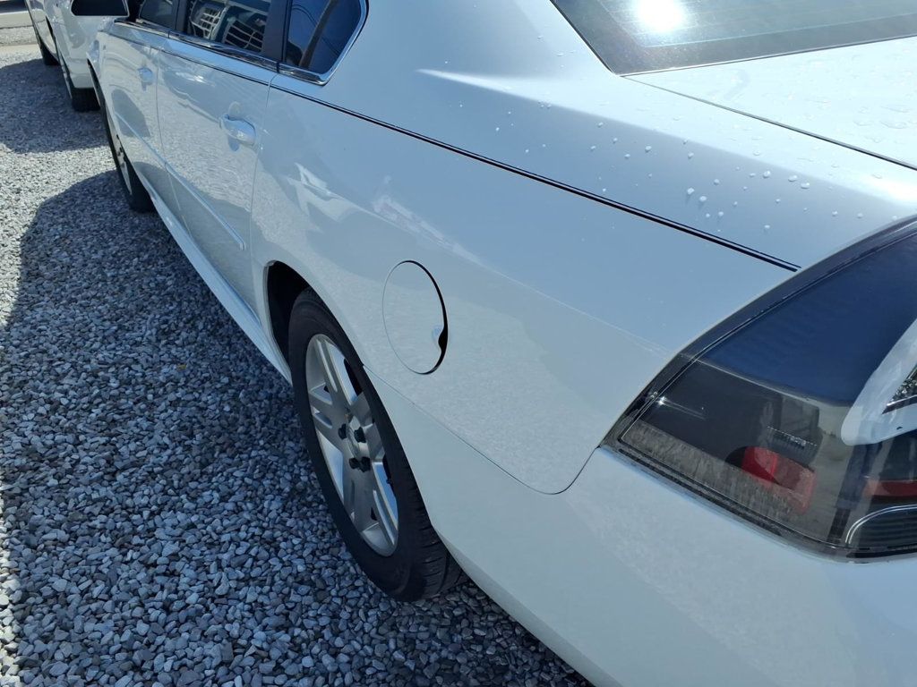 2016 Chevrolet Impala Limited LT Sedan 4D - 23025163 - 14
