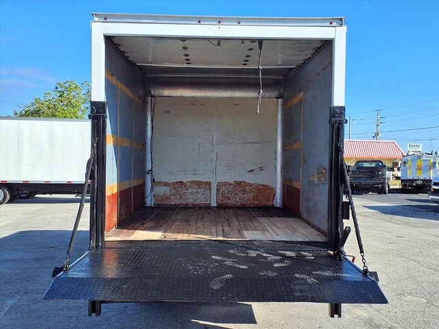 2016 Chevrolet LCF Crew Cab 4500 12' Box Truck w/Liftgate - 22938182 - 13