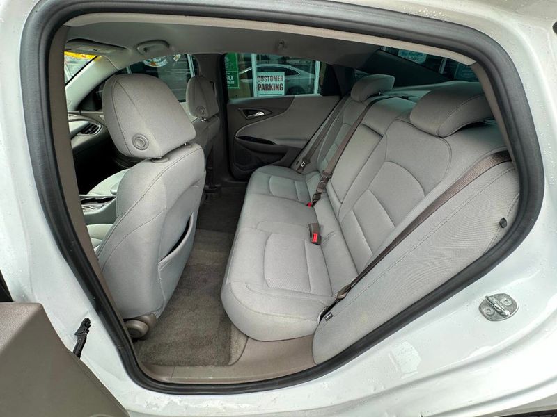 2016 Chevrolet Malibu 4dr Sedan LS w/1LS - 22869988 - 18
