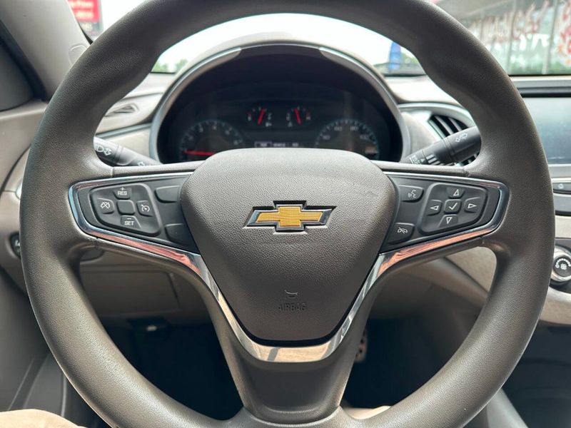 2016 Chevrolet Malibu 4dr Sedan LS w/1LS - 22869988 - 28