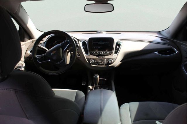 2016 Chevrolet Malibu 4dr Sedan LT w/1LT - 23022868 - 7