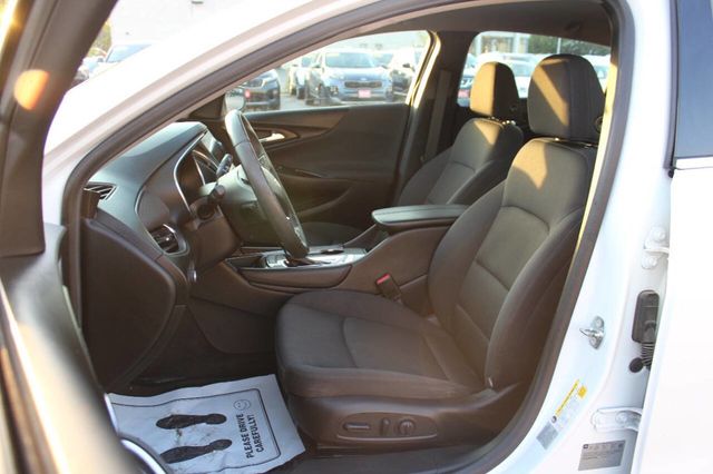 2016 Chevrolet Malibu 4dr Sedan LT w/1LT - 22926401 - 10