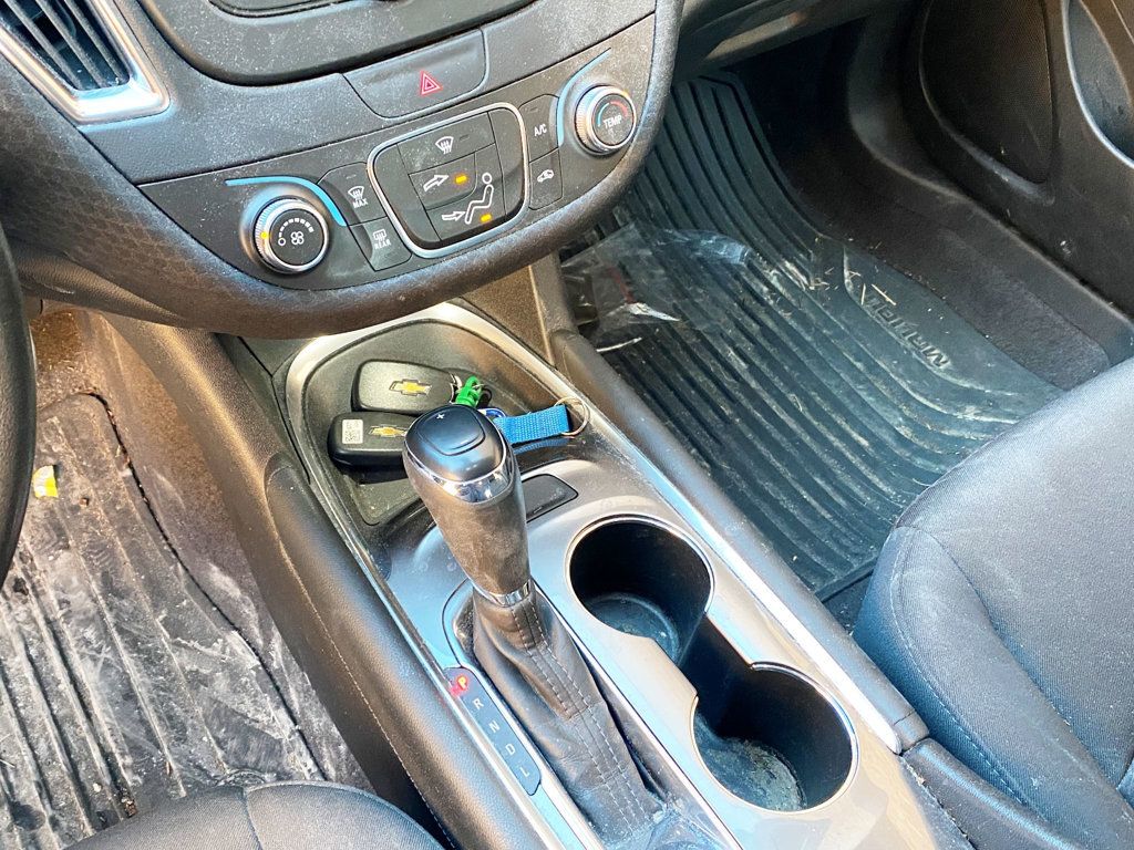 2016 Chevrolet Malibu 4dr Sedan LT w/1LT - 22966826 - 11