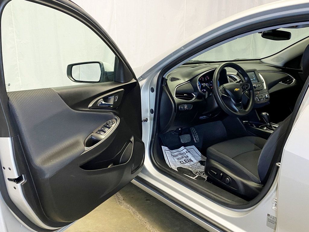 2016 Chevrolet Malibu 4dr Sedan LT w/1LT - 22966826 - 16