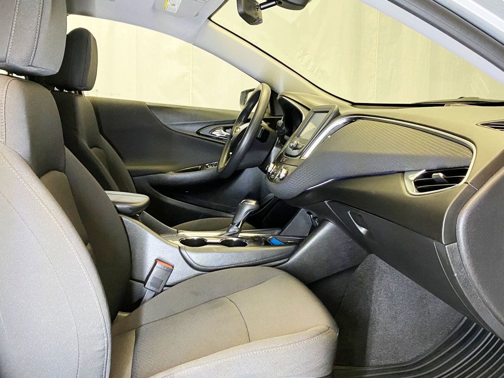 2016 Chevrolet Malibu 4dr Sedan LT w/1LT - 22966826 - 36