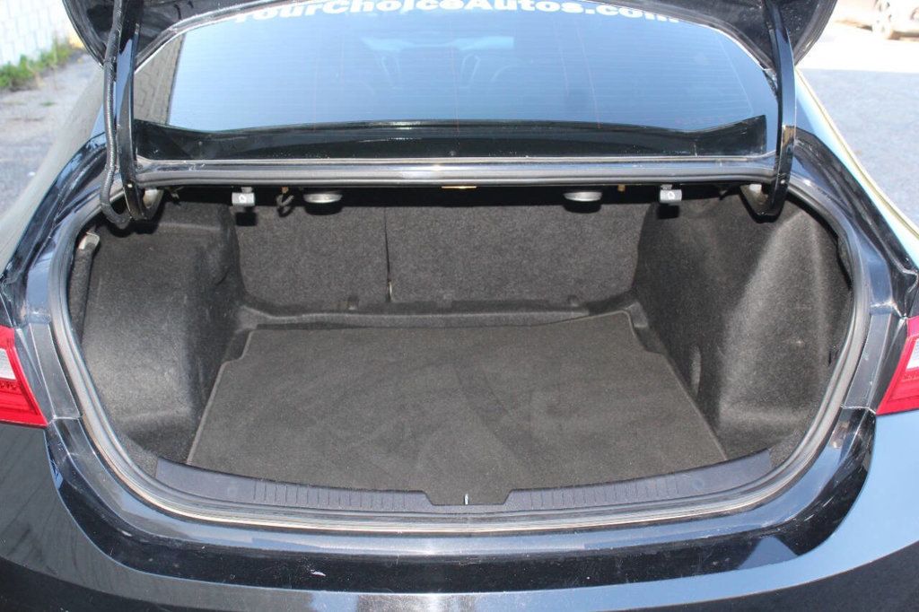 2016 Chevrolet Malibu 4dr Sedan Premier w/2LZ - 22922657 - 14