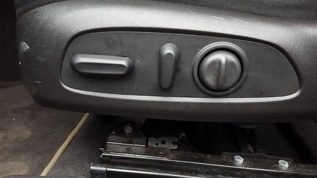 2016 Chevrolet Malibu LT - 18177053 - 16