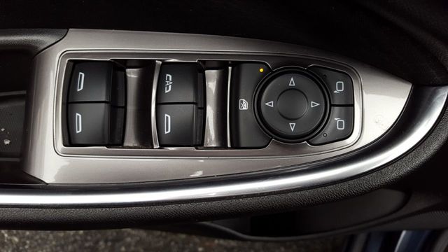 2016 Chevrolet Malibu LT - 18177053 - 17