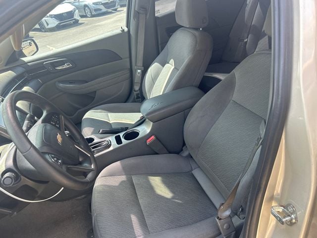 2016 Chevrolet Malibu Limited 4dr Sedan LS w/1LS - 22888485 - 7