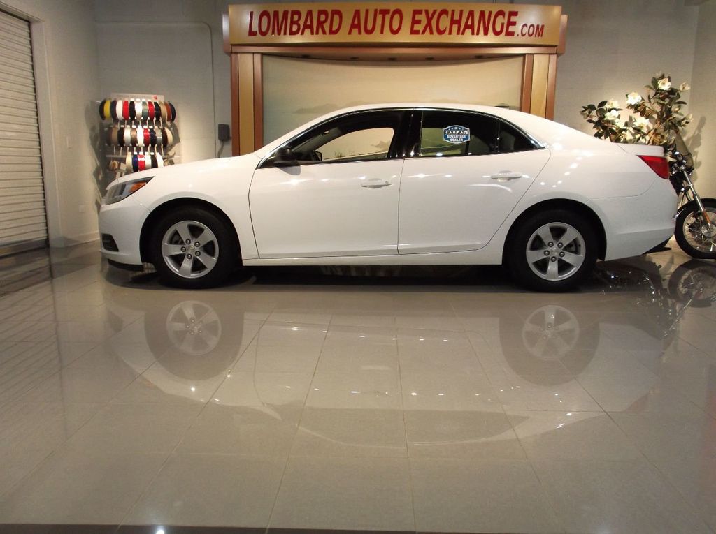 2016 Chevrolet Malibu Limited photo 2
