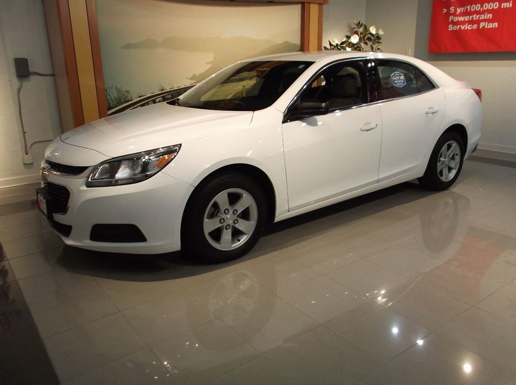 2016 Chevrolet Malibu Limited photo 3