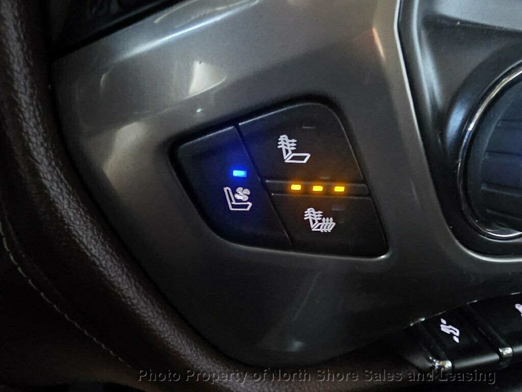 2016 Chevrolet Silverado 1500 4WD Crew Cab 153.0" High Country - 23075041 - 21